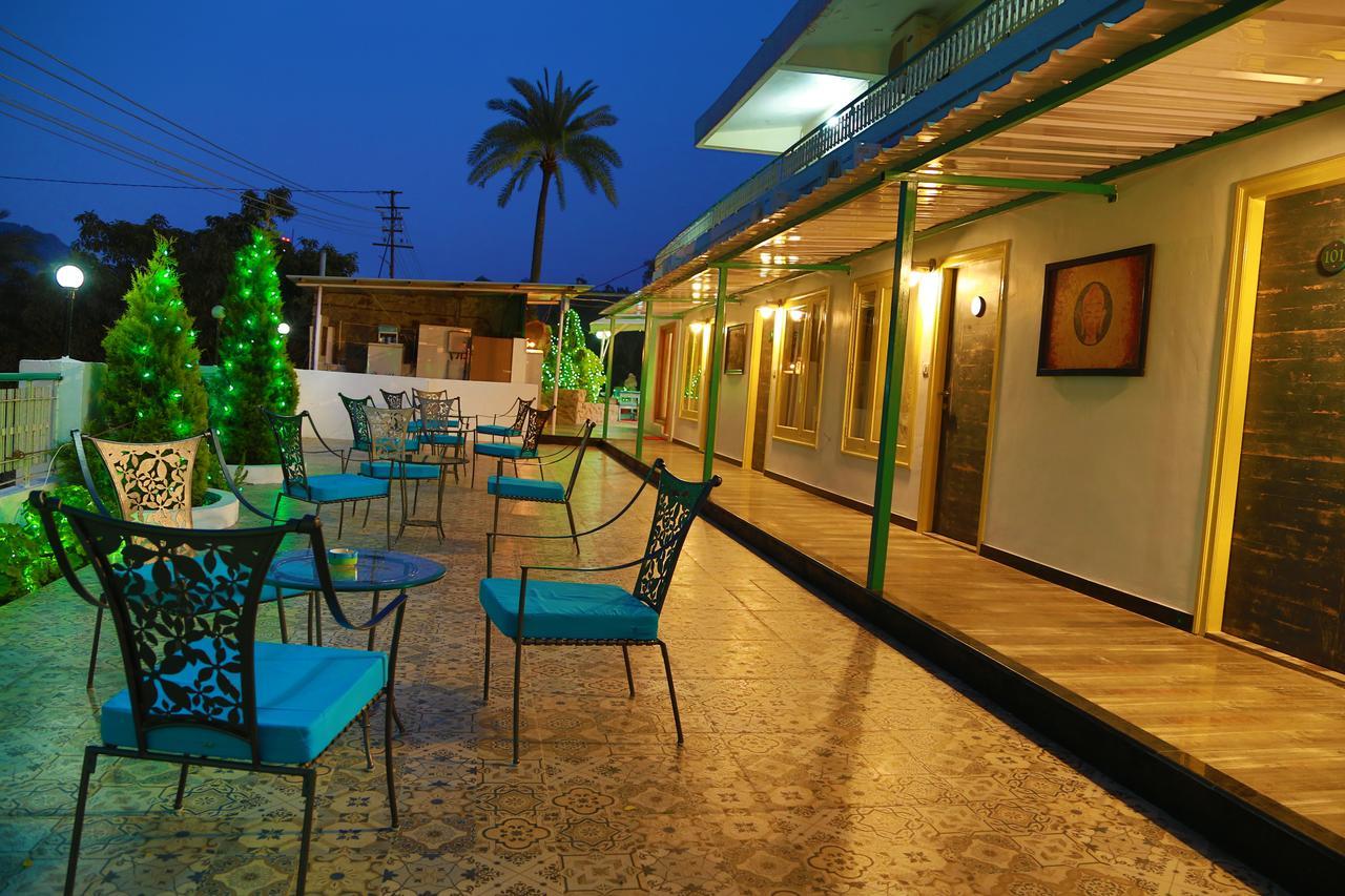 Hotel Karnavati Ábú-hegy Kültér fotó