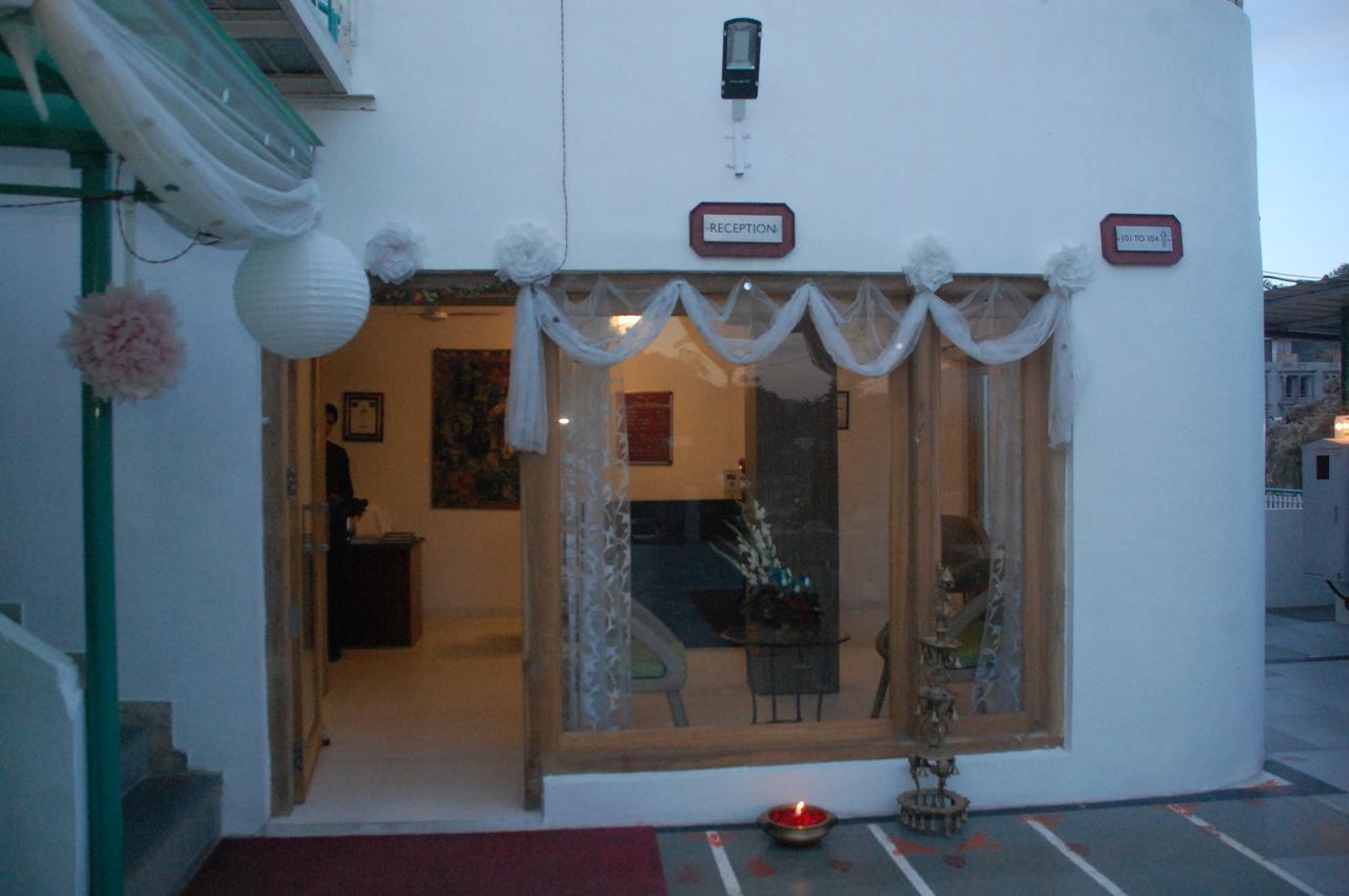 Hotel Karnavati Ábú-hegy Kültér fotó