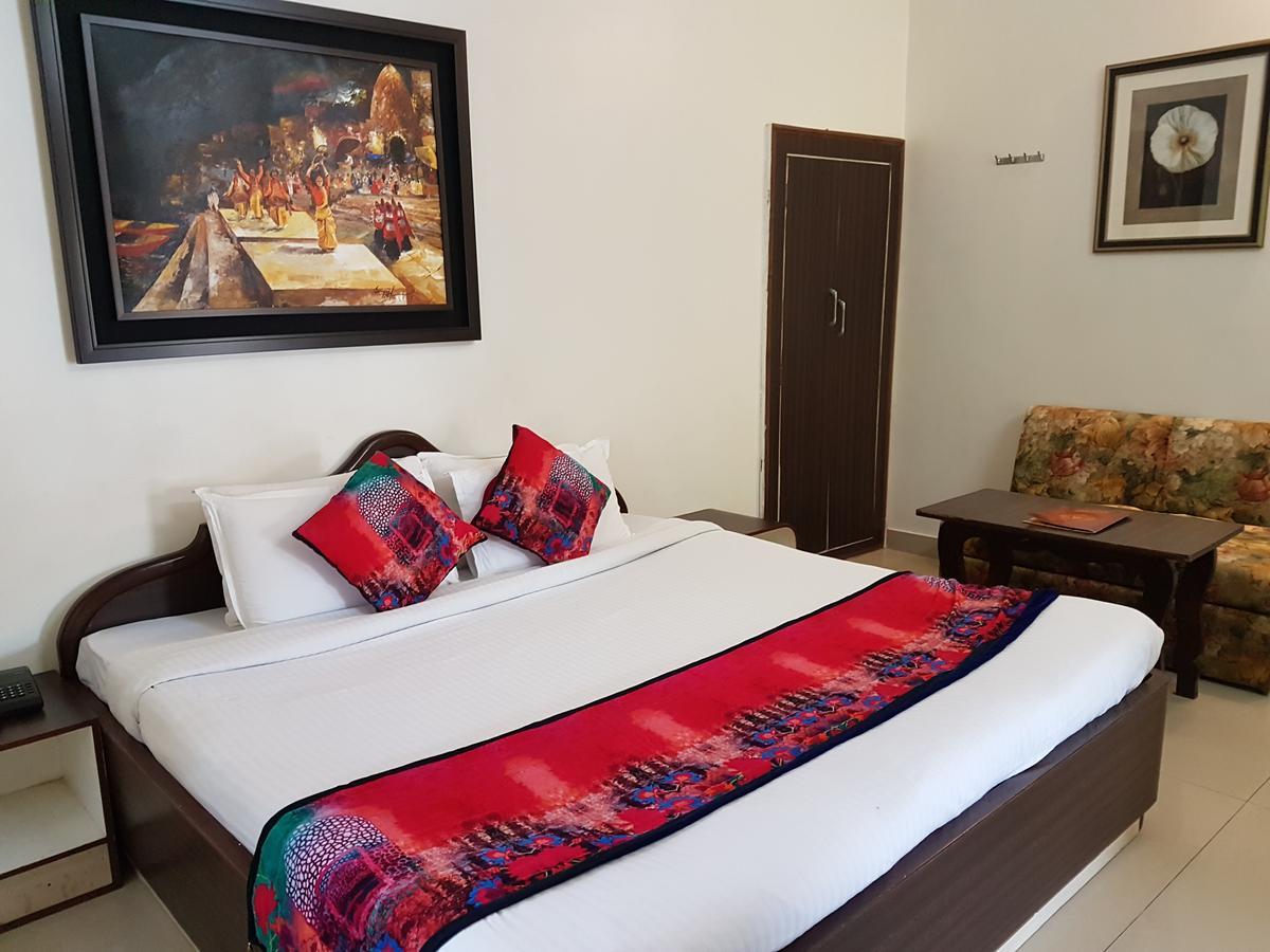 Hotel Karnavati Ábú-hegy Kültér fotó