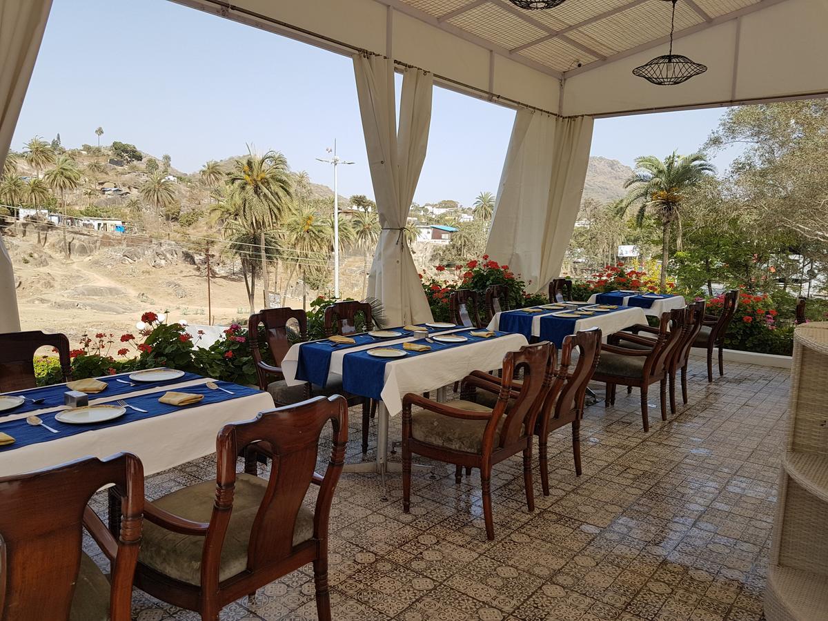 Hotel Karnavati Ábú-hegy Kültér fotó