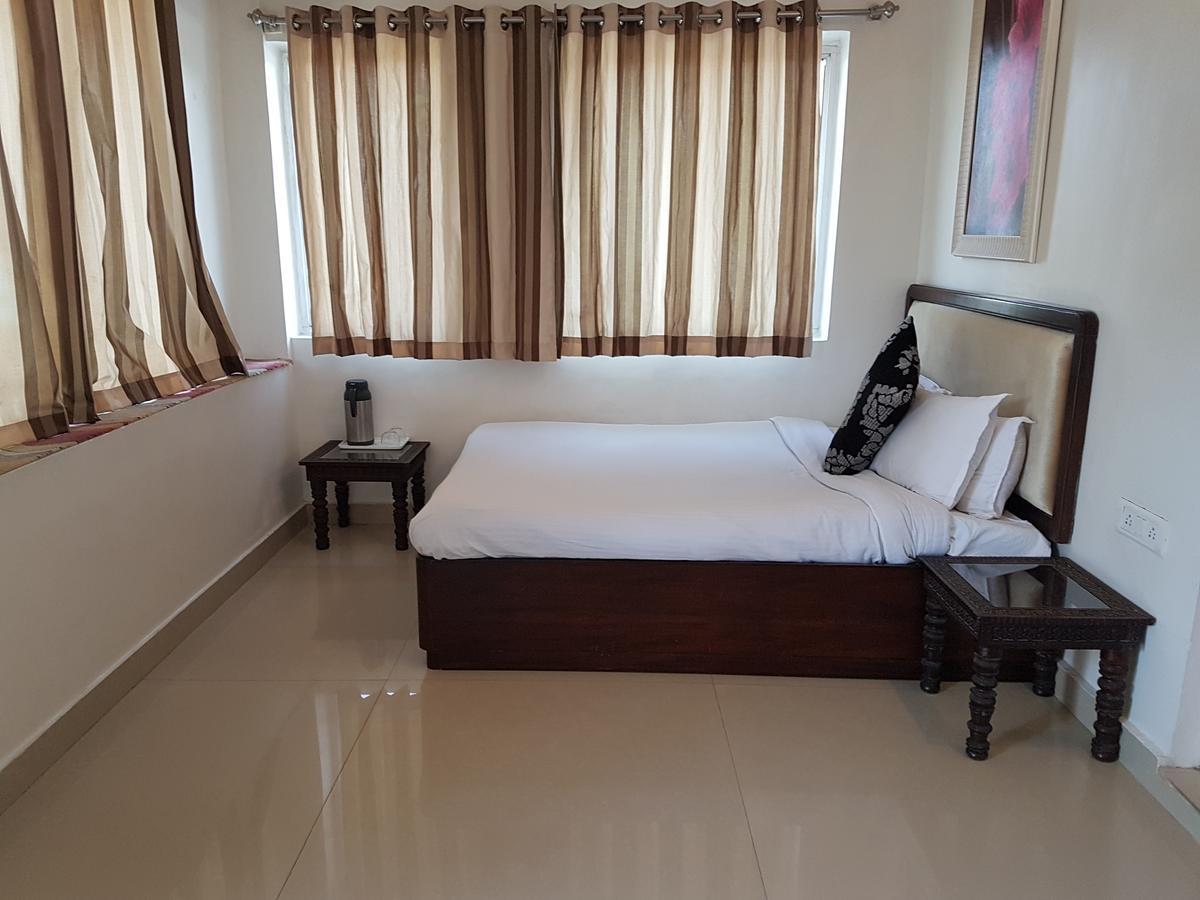 Hotel Karnavati Ábú-hegy Kültér fotó