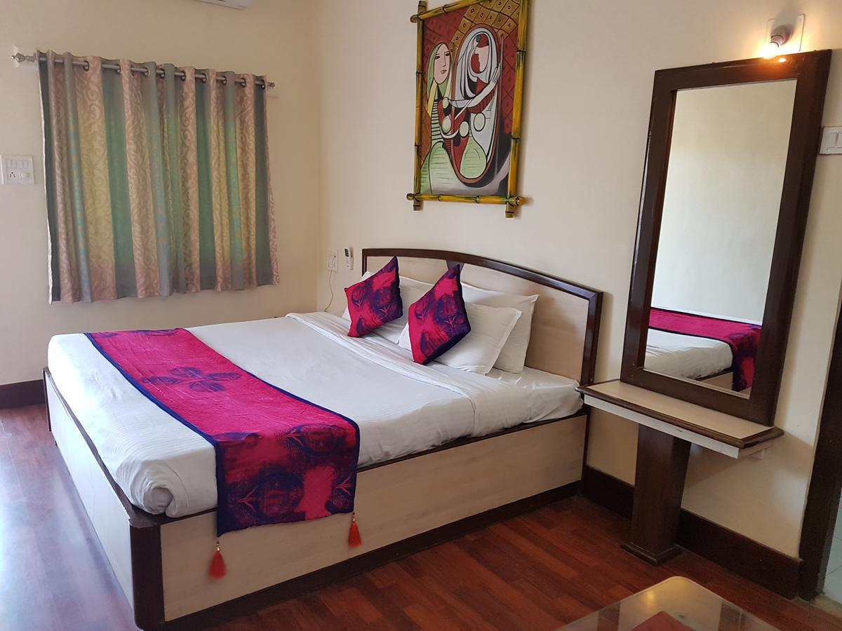 Hotel Karnavati Ábú-hegy Kültér fotó