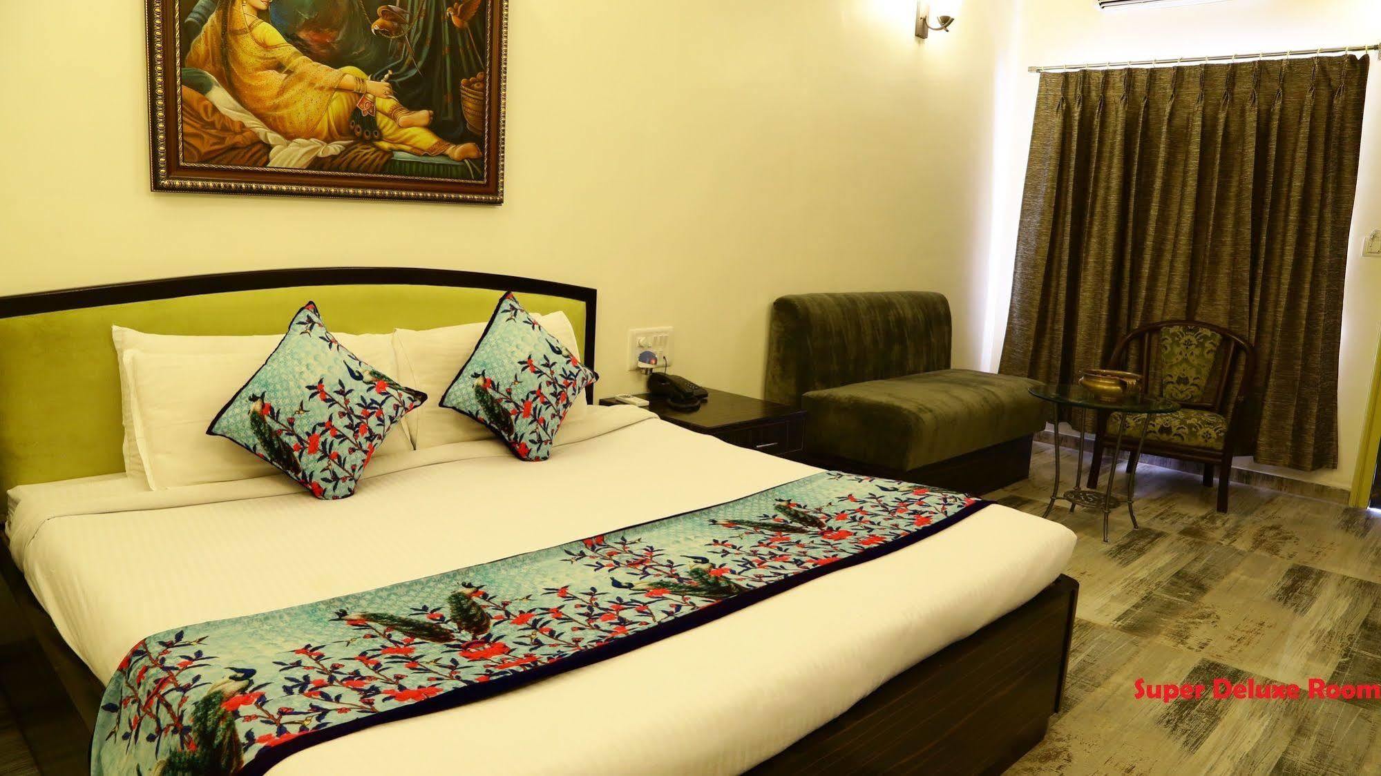 Hotel Karnavati Ábú-hegy Kültér fotó